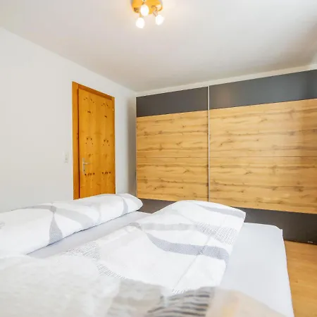 Christine By Interhome