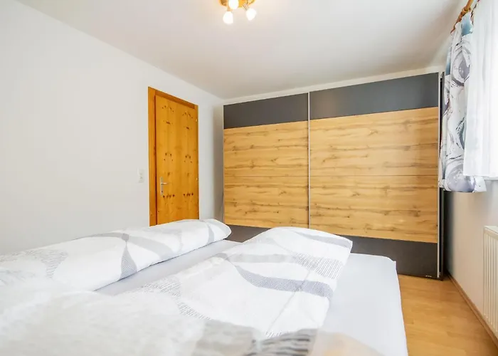 Christine By Interhome